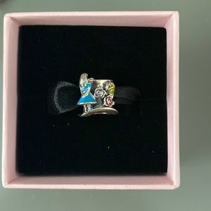 Disneys Alice in Wonderland Charm